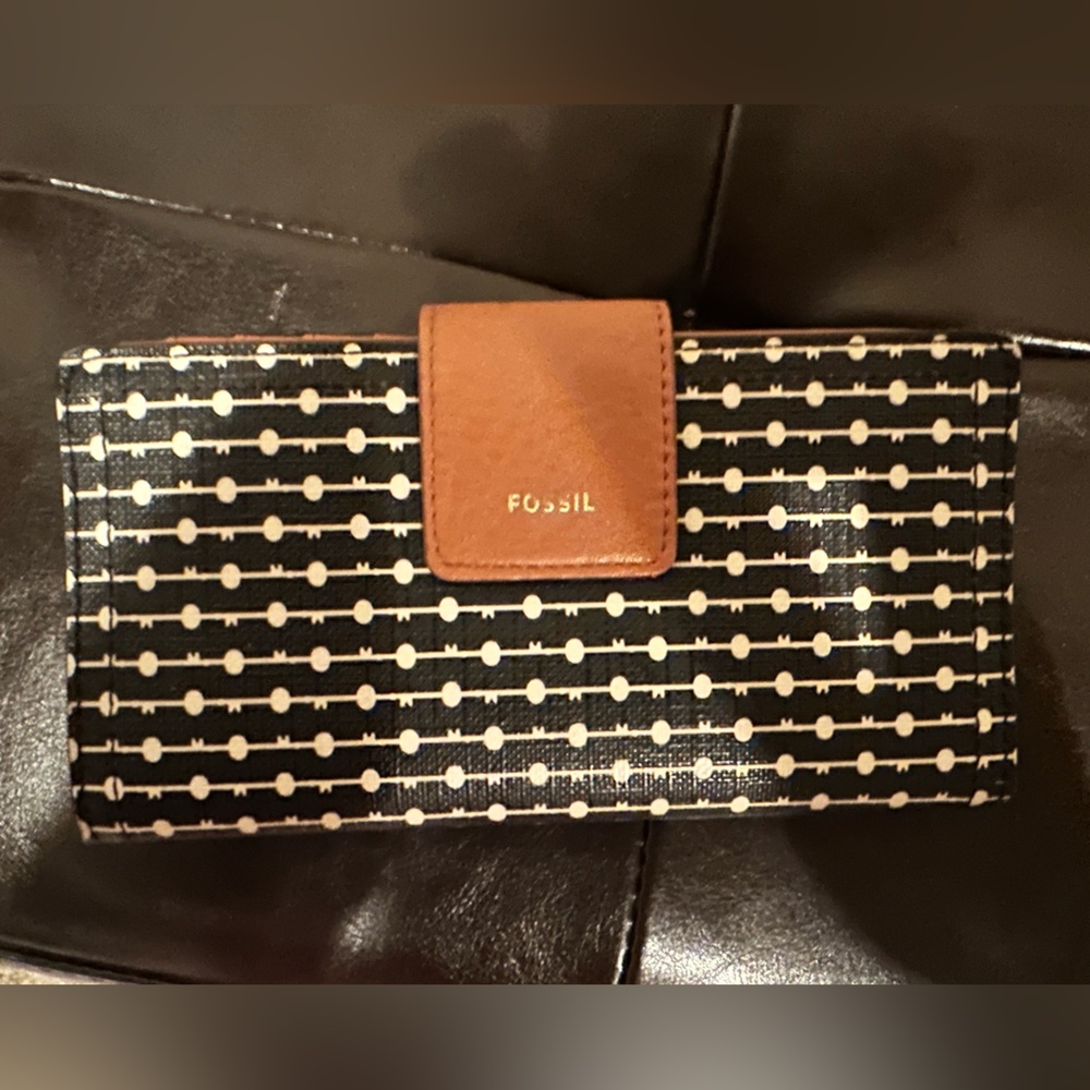 Fossil Black and White Dotted Wallet with Brown Accent